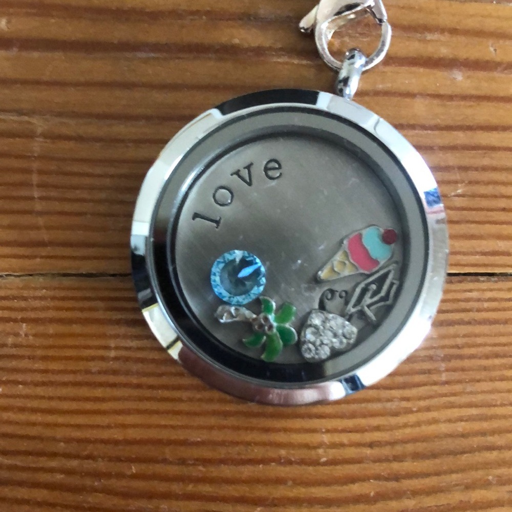 Origami owl pendant necklace SALE